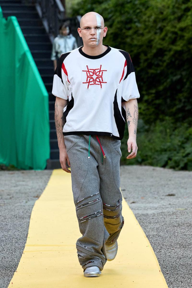 Laud-End-Praud-S25-035