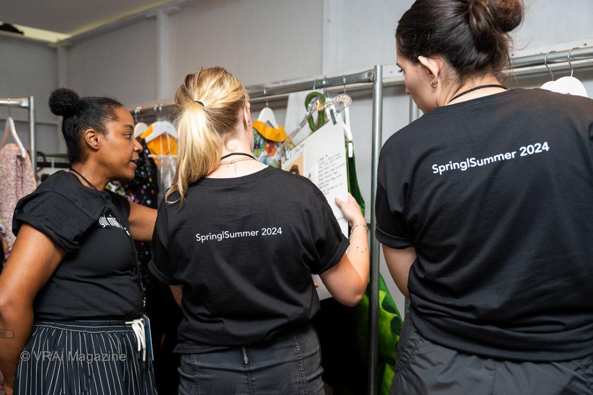 MELKESS24Backstage-035