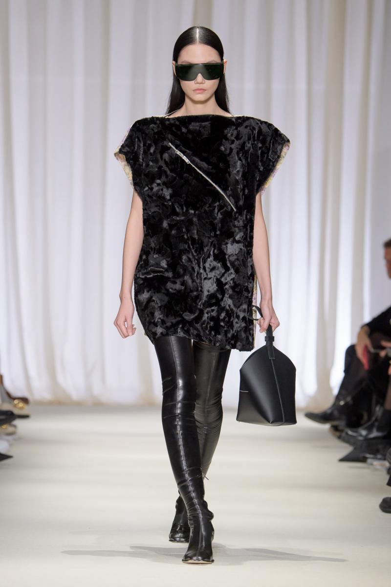 MM6-Maison-Margiela-AW24-Look-35