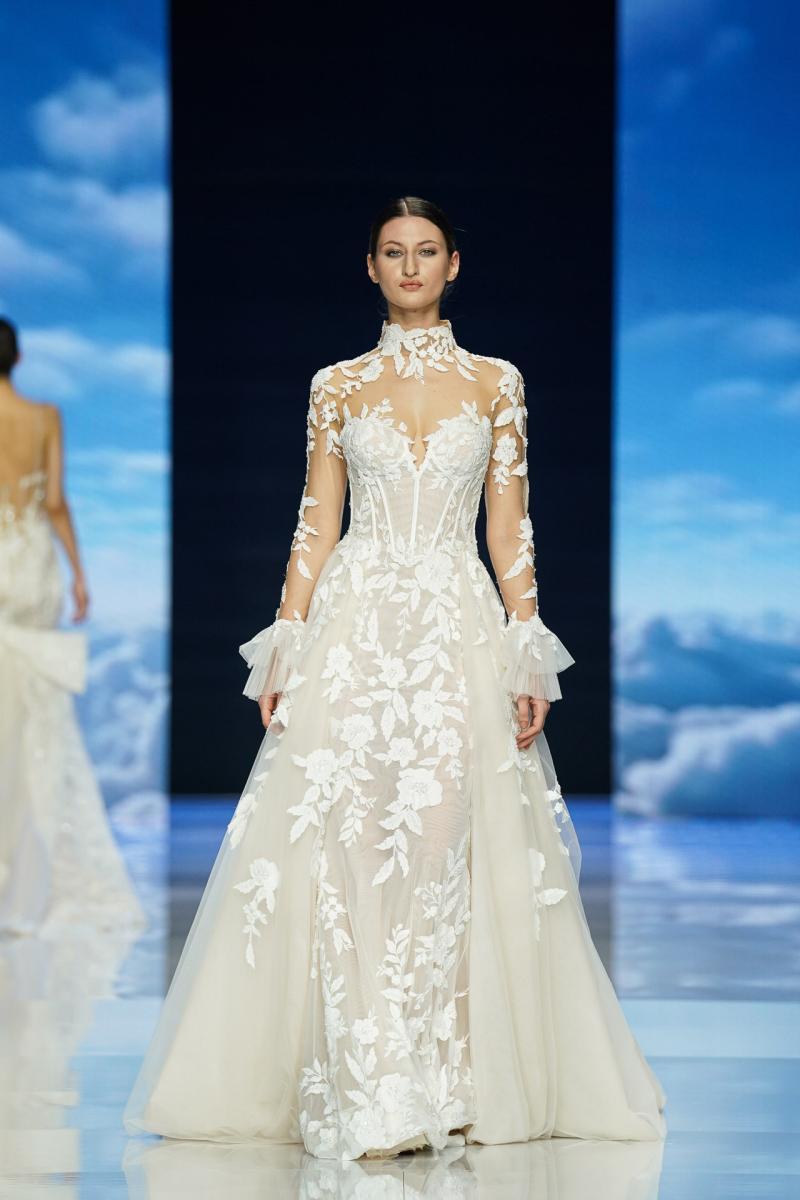 Madame-Burcu Si-Sposaitalia-Collezioni-2025-17