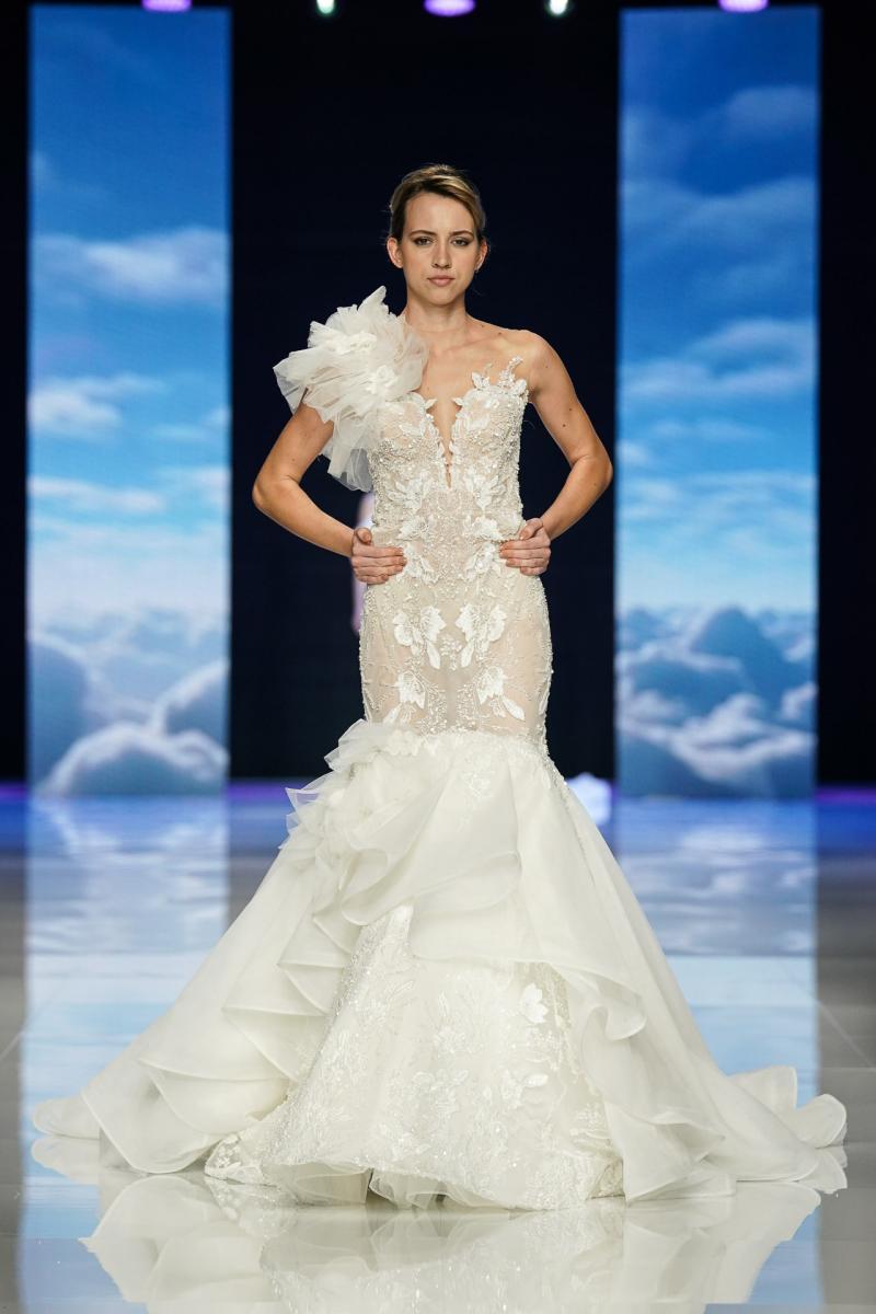 Madame-Burcu Si-Sposaitalia-Collezioni-2025-24