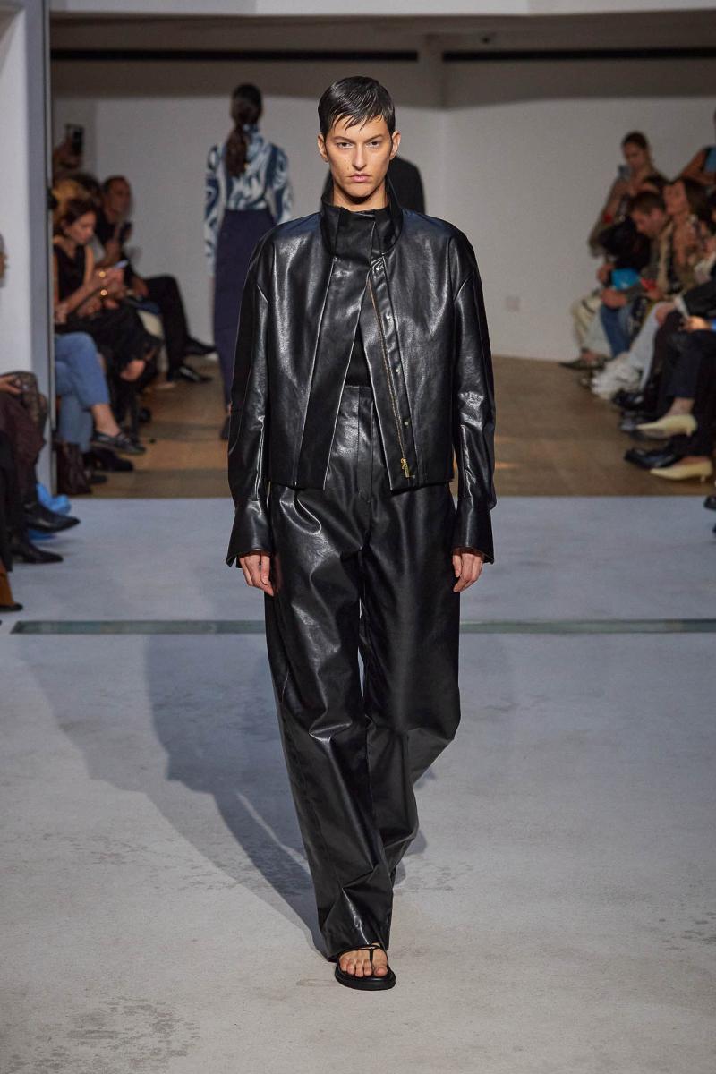 Mame-K ss24 runway press look24 (1)