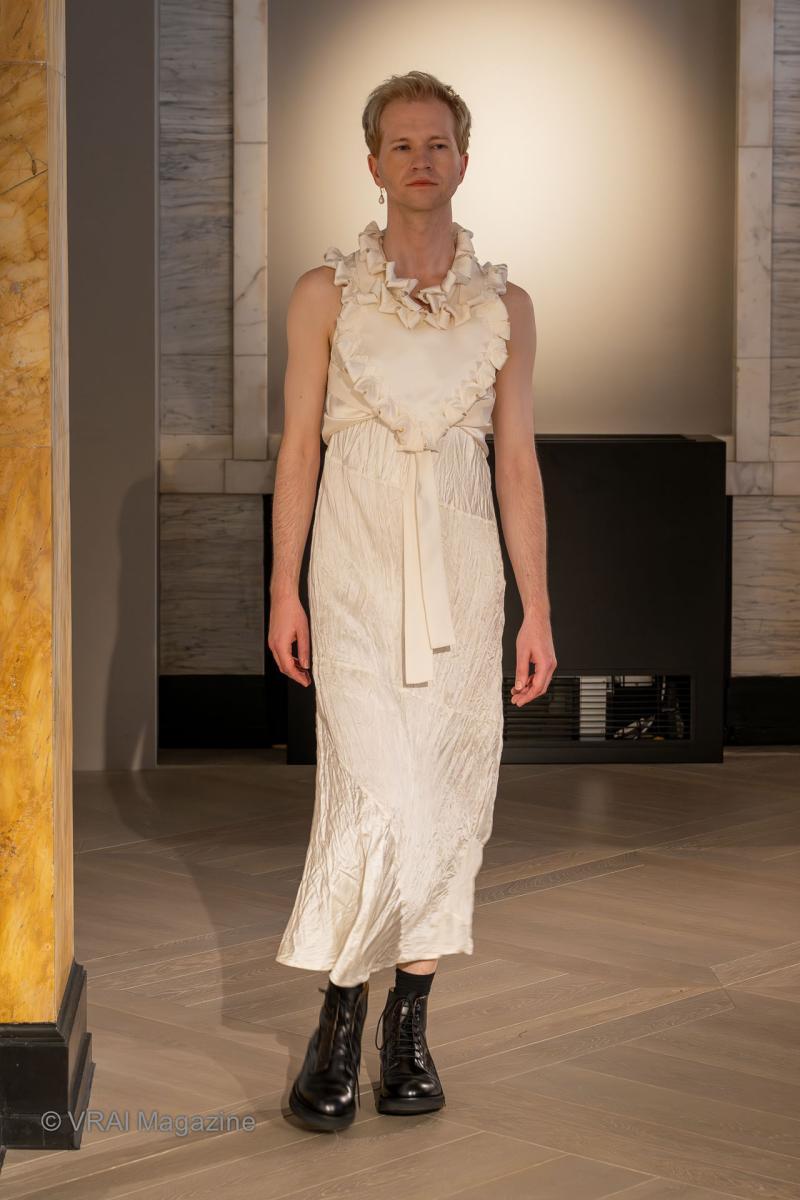 PhoebeEnglish-Pres-SS24-GLP-17