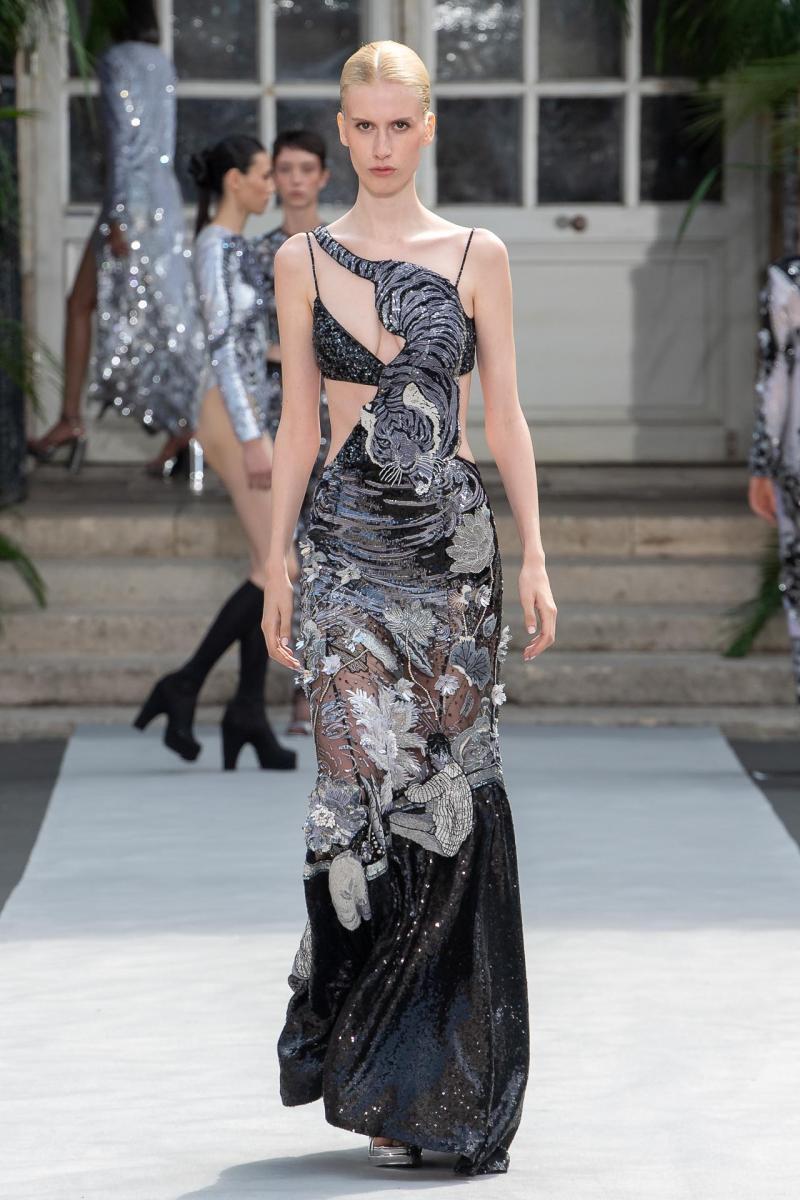 Rahul Mishra fashion show, Couture Couture Fall Winter 2023, Paris Fashion Week.Photo by Valerio Mezzanotti