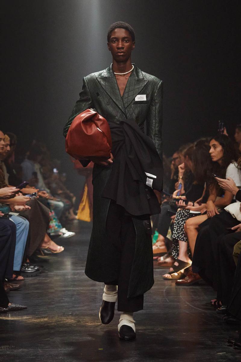 Rokh ss24 runway press look16