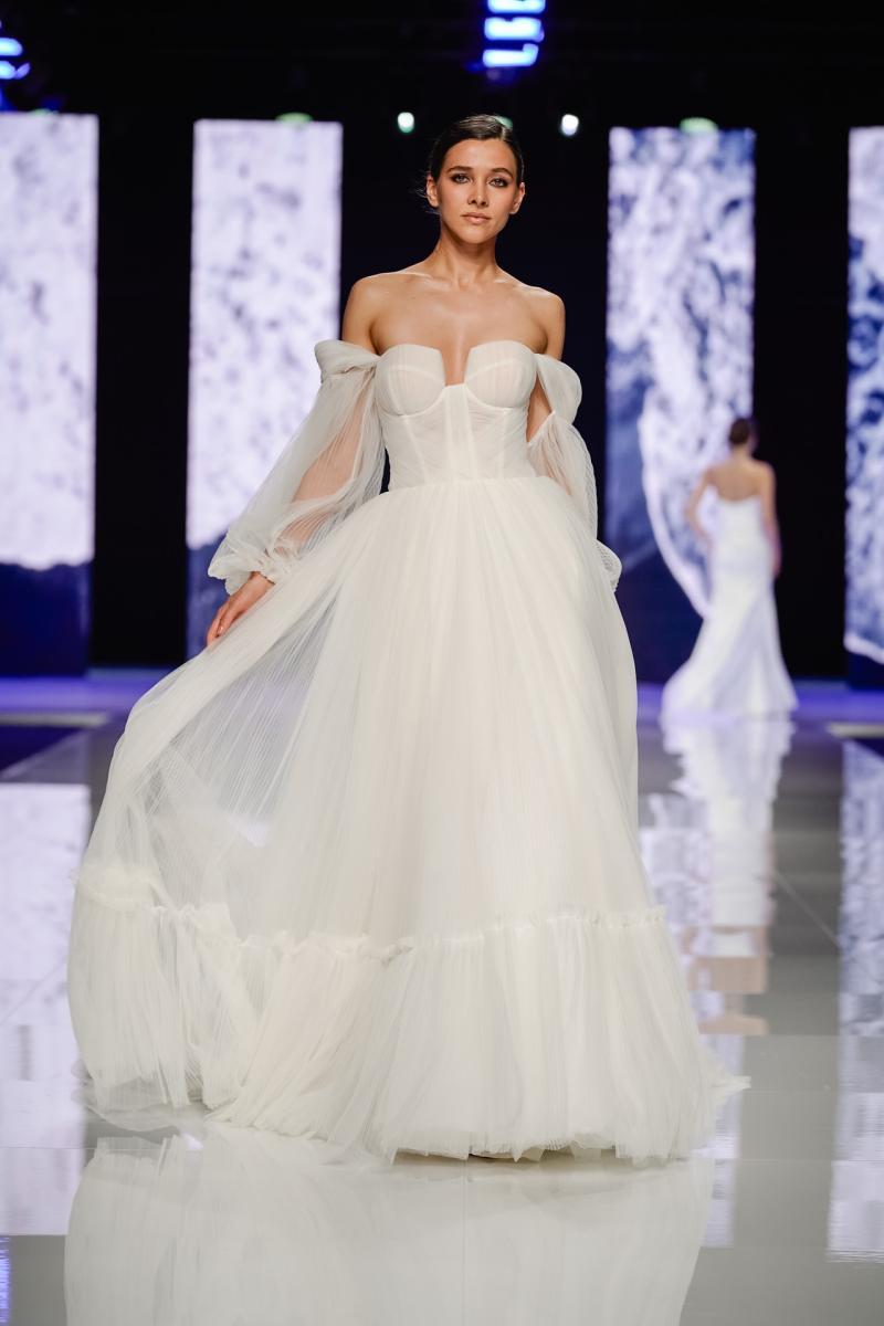 Selestia-Paris-@Si-Sposaitalia-Collezioni-2024-8