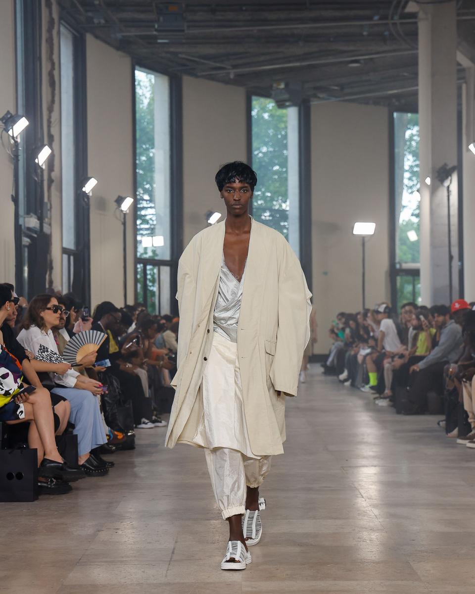 Songzio ss24 runway press look08