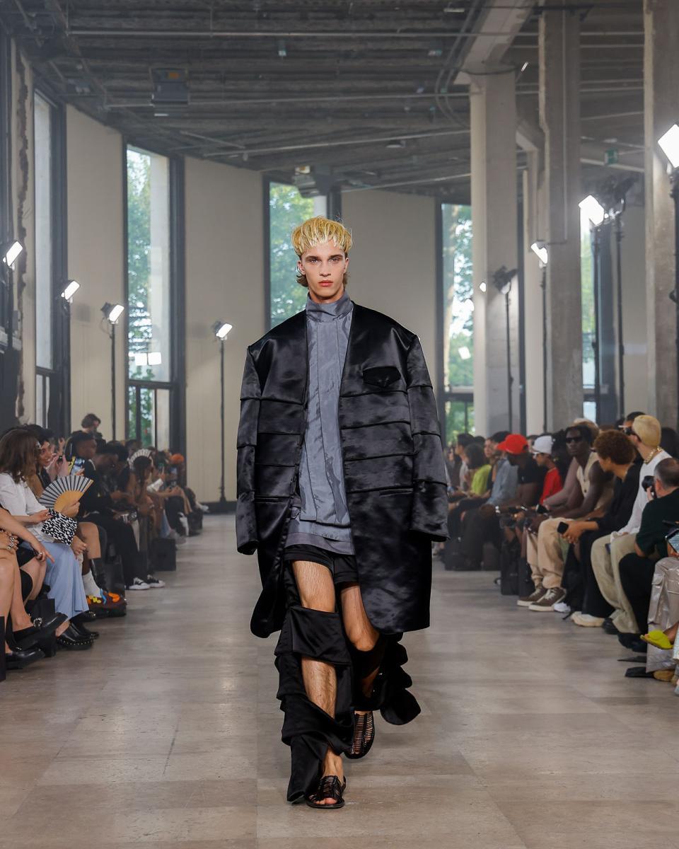 Songzio ss24 runway press look36