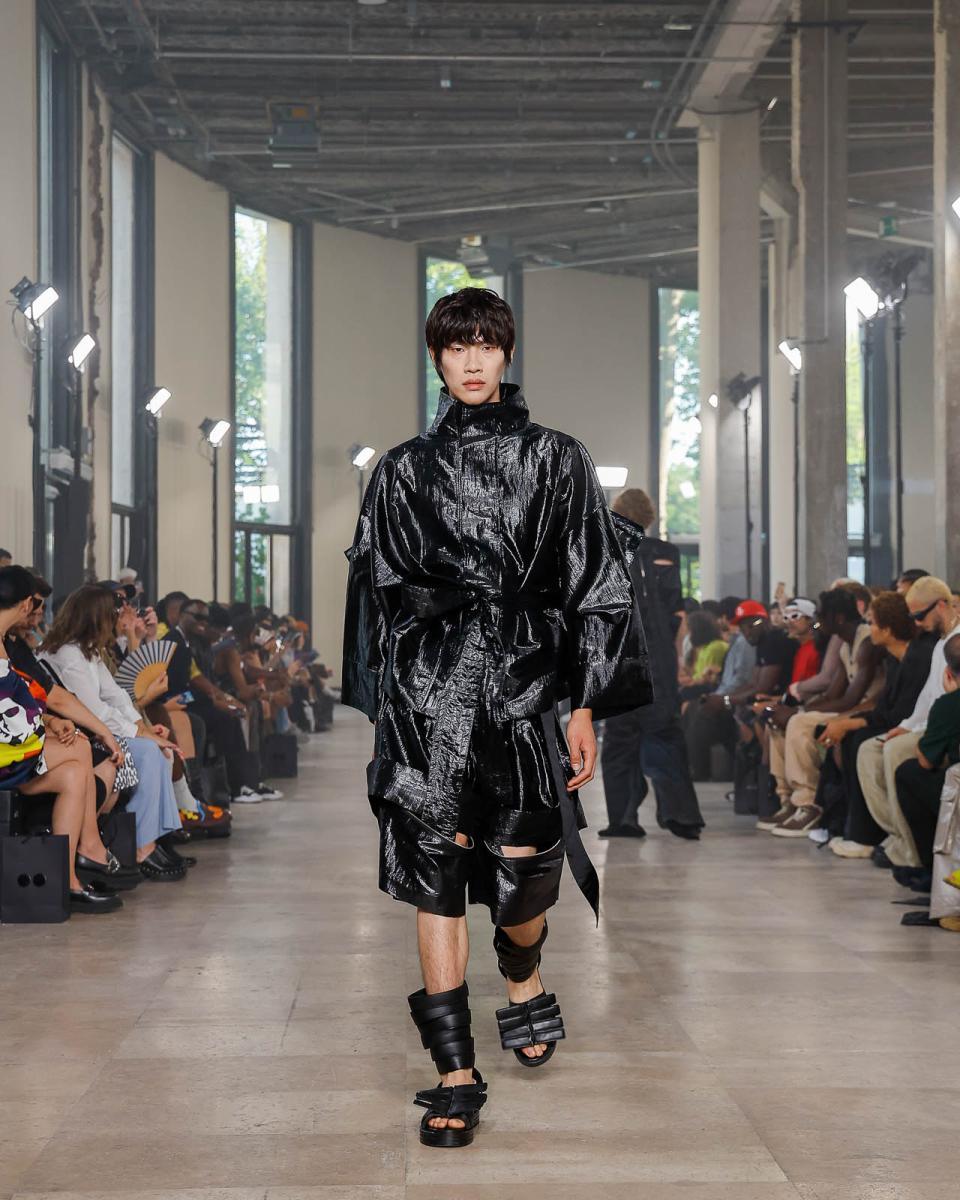 Songzio ss24 runway press look42