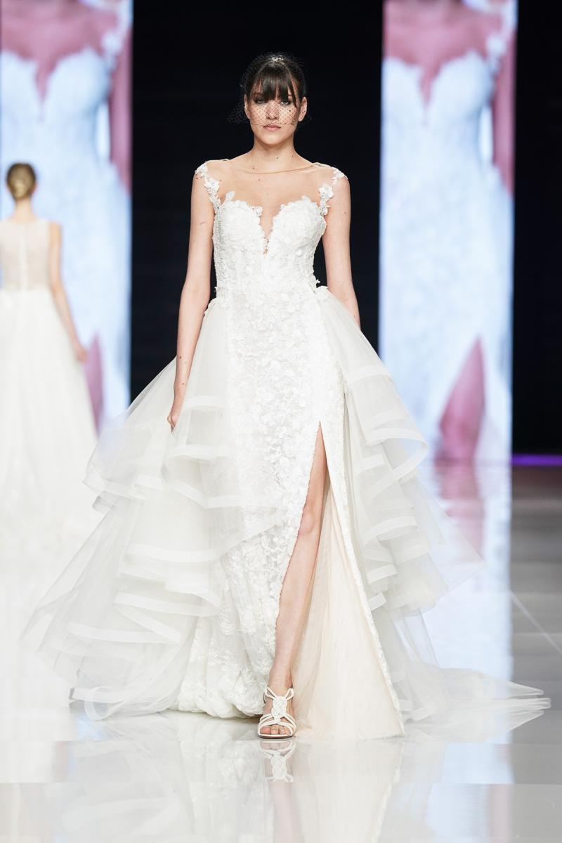 Spain-Fashion-Higar-Novias-Lexus-Chie-Mihara-Alma-Couture Si-Sposaitalia-Collezioni-2025-7