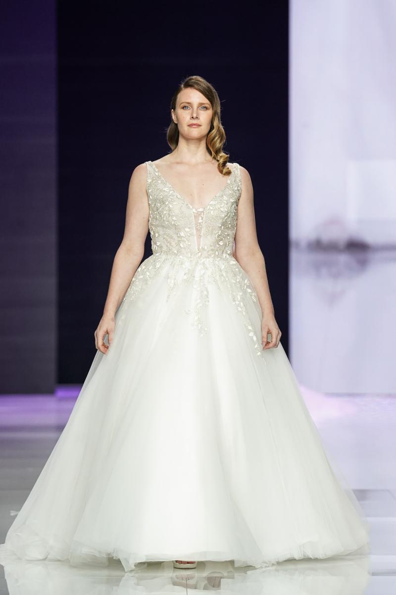 Sposa-Curvy-@Si-Sposaitalia-Collezioni-2024-1
