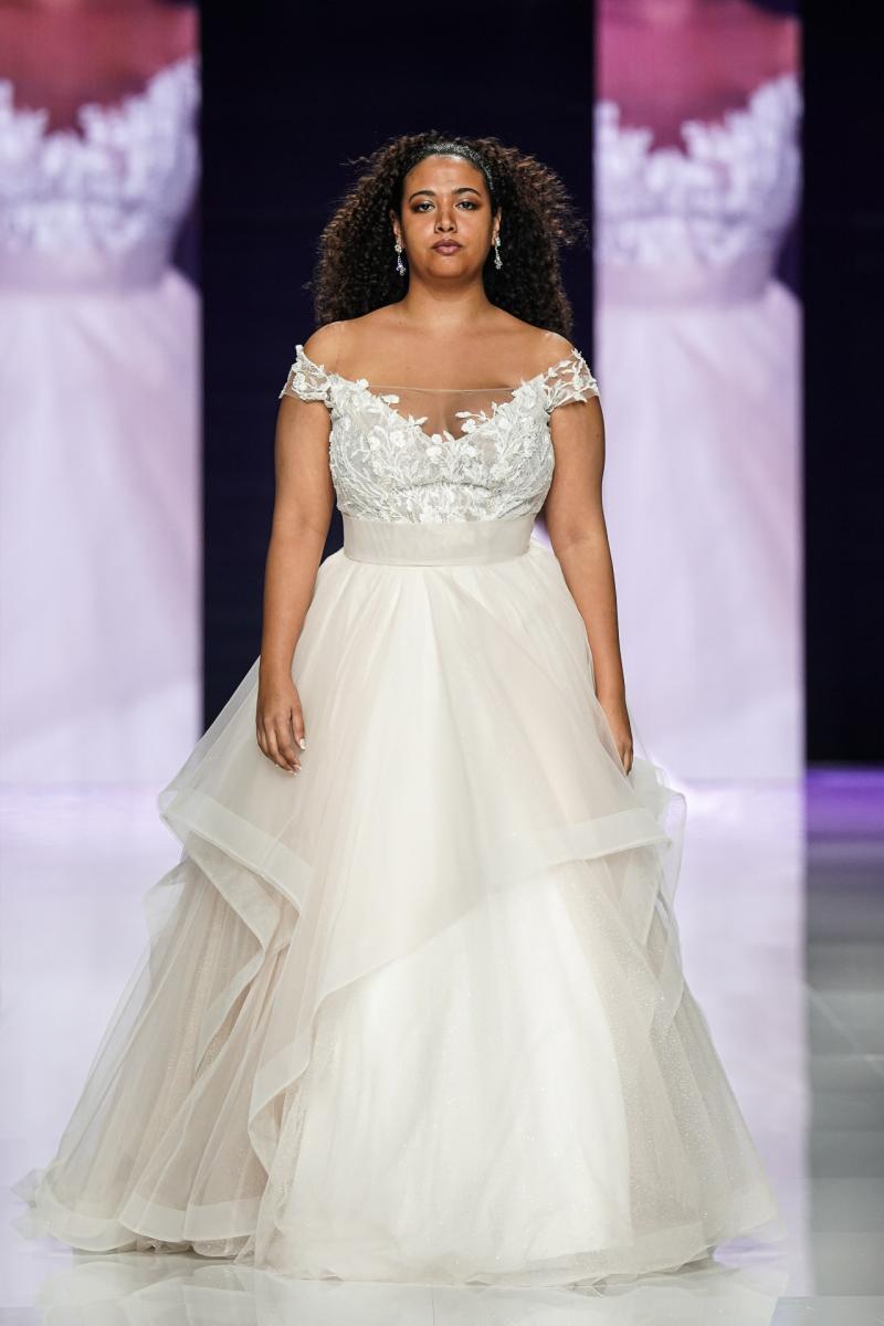 Sposa-Curvy-@Si-Sposaitalia-Collezioni-2024-27