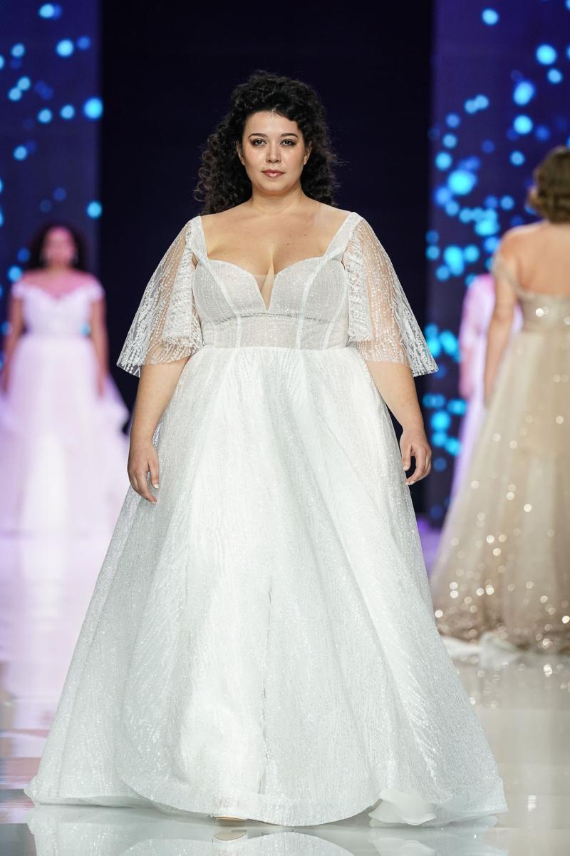 Sposa-Curvy-@Si-Sposaitalia-Collezioni-2024-4