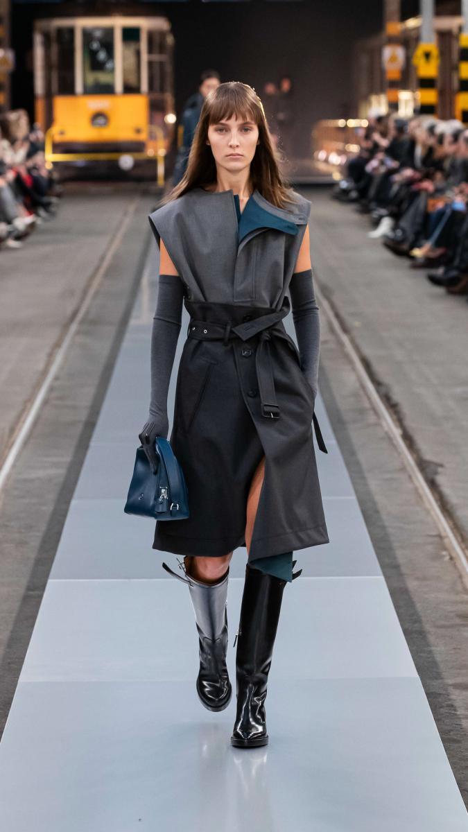 TODS MFW FW 24-25 WOMENS LOOK 25 A