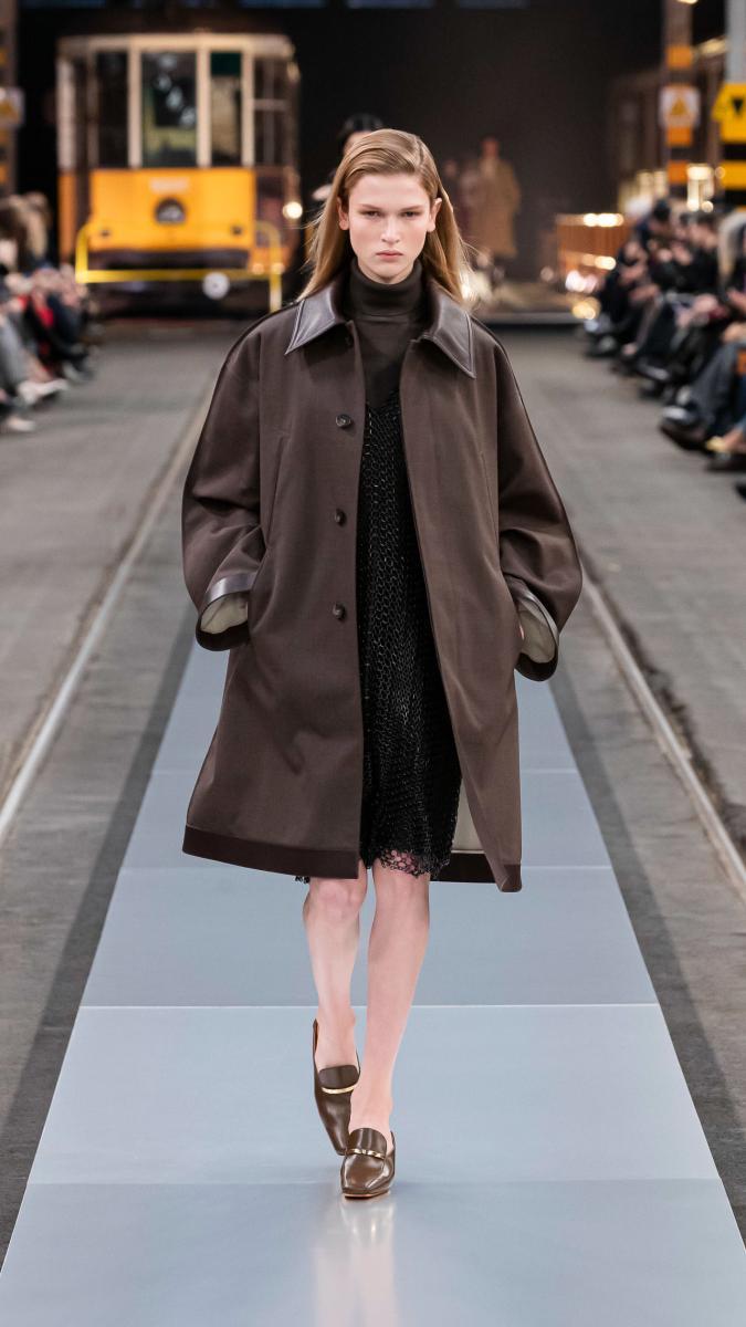 TODS MFW FW 24-25 WOMENS LOOK 30 A