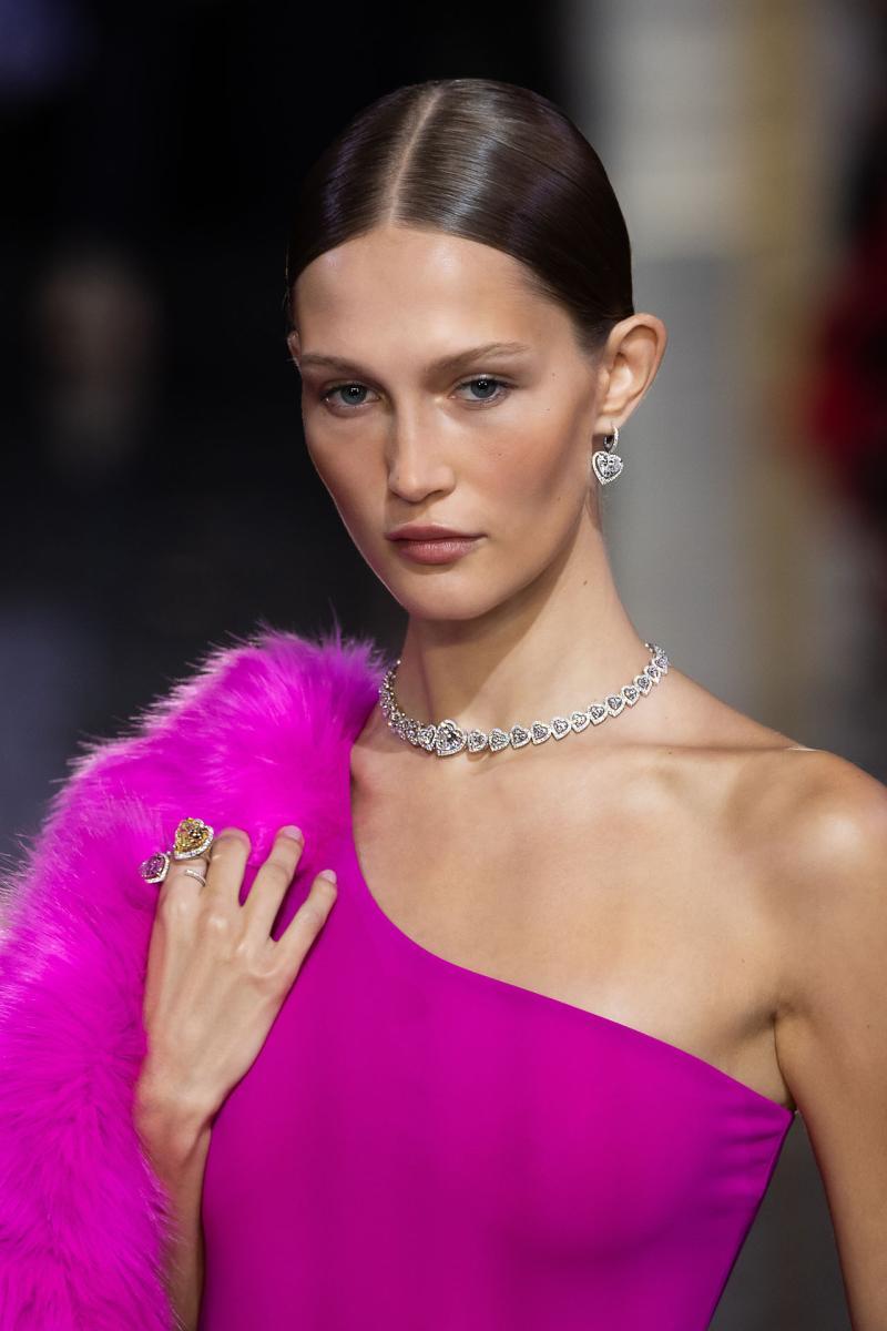 2023 Messika High Jewelry Show - Runway