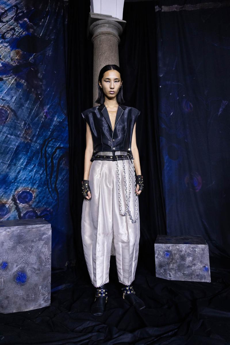 Vivier-SS24-presentation-looks-by-Eva-Losada 0007