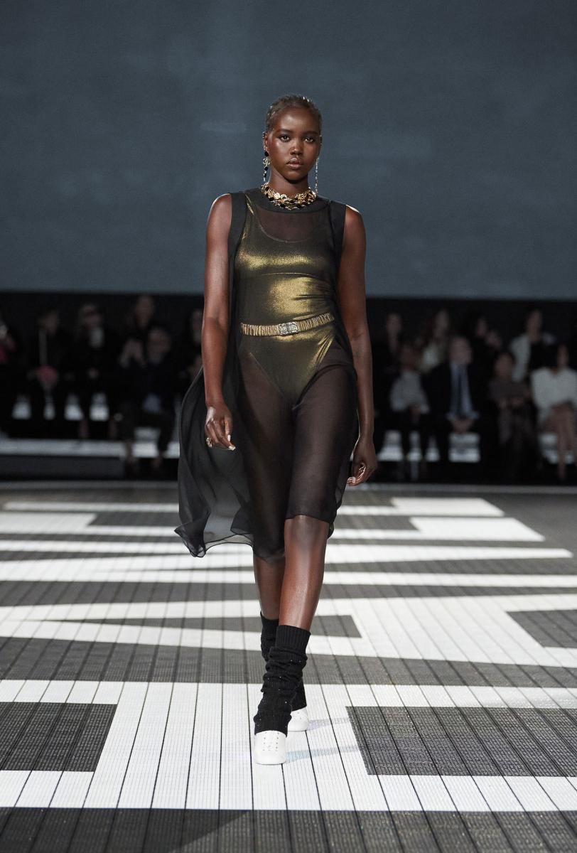 chanel 005 cruise-2023-24-collection-HD