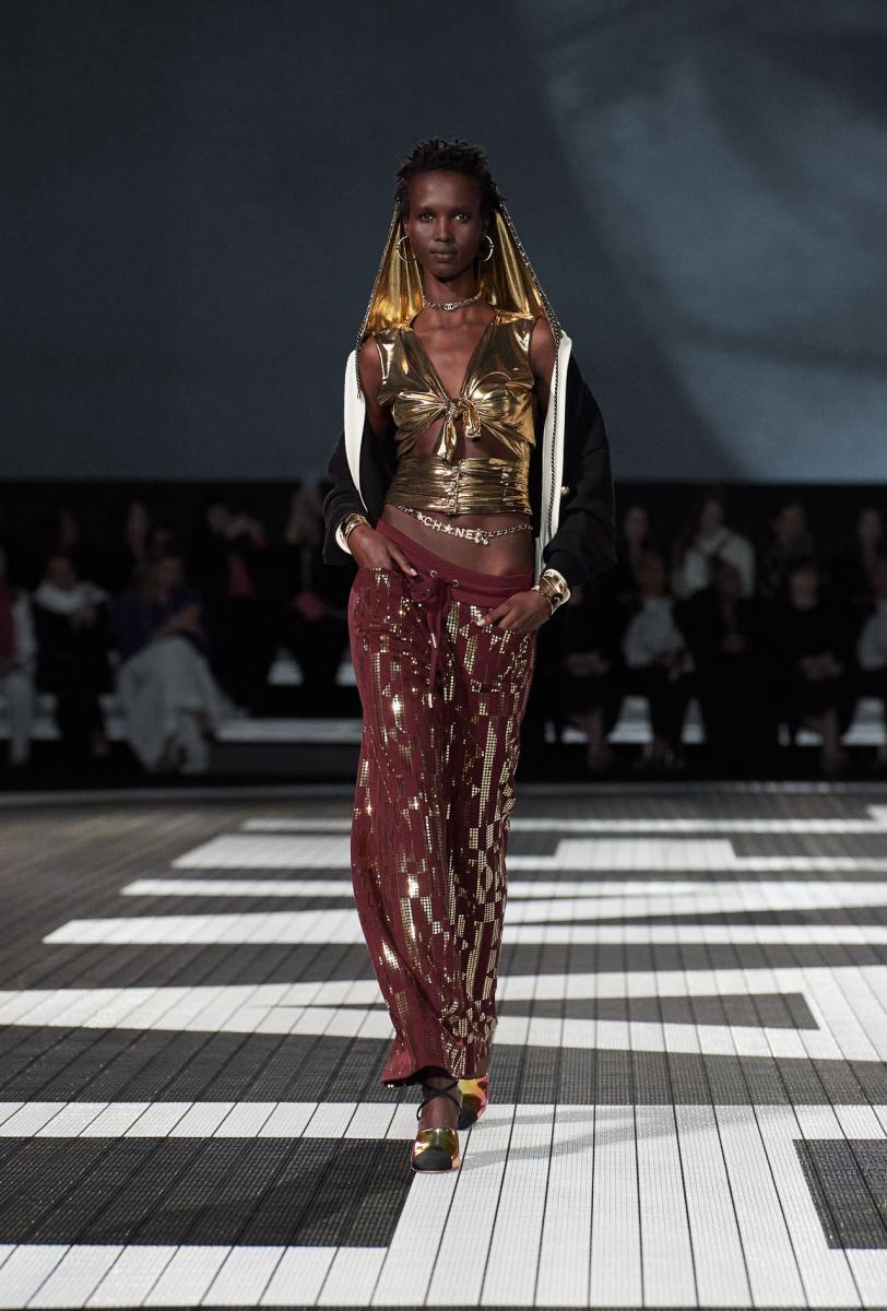 chanel 055 cruise-2023-24-collection-HD