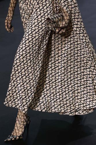 001_VALENTINO_SS23_DETT