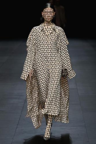 004_VALENTINO_SS23_