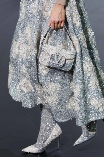 022_VALENTINO_SS23_DETT
