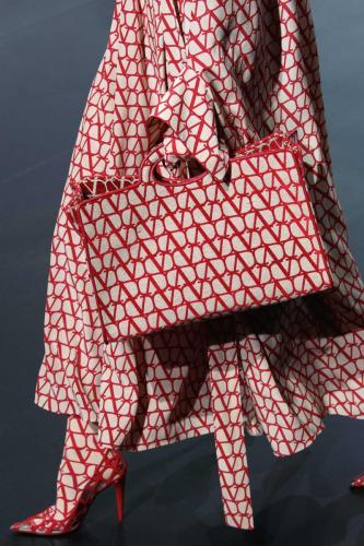 031_VALENTINO_SS23_DETT