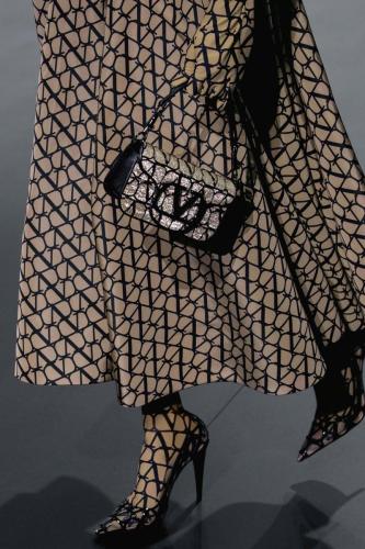 039_VALENTINO_SS23_DETT