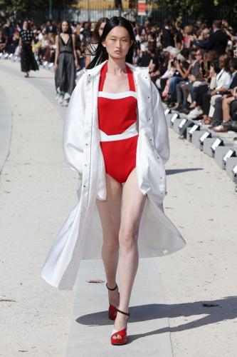 ANTEPRIMA 30th Anniversary Spring-Summer 2023 Collection - Runway