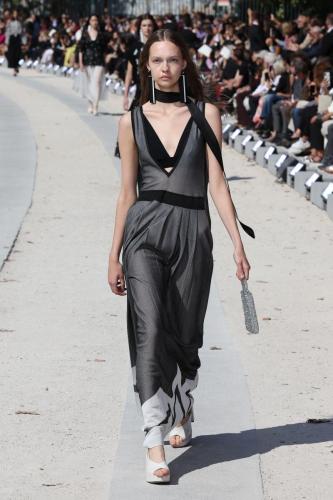 ANTEPRIMA 30th Anniversary Spring-Summer 2023 Collection - Runway