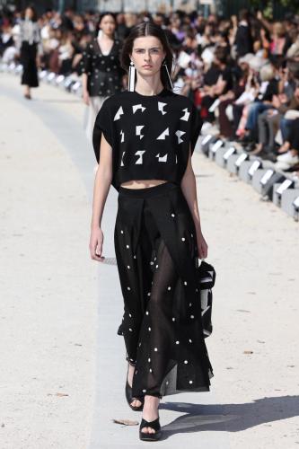 ANTEPRIMA 30th Anniversary Spring-Summer 2023 Collection - Runway