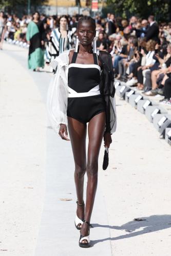 ANTEPRIMA 30th Anniversary Spring-Summer 2023 Collection - Runway