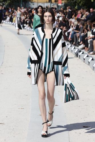 ANTEPRIMA 30th Anniversary Spring-Summer 2023 Collection - Runway