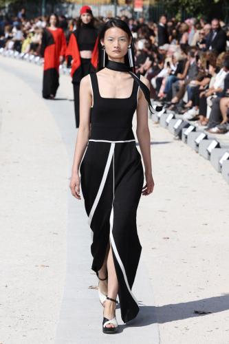 ANTEPRIMA 30th Anniversary Spring-Summer 2023 Collection - Runway