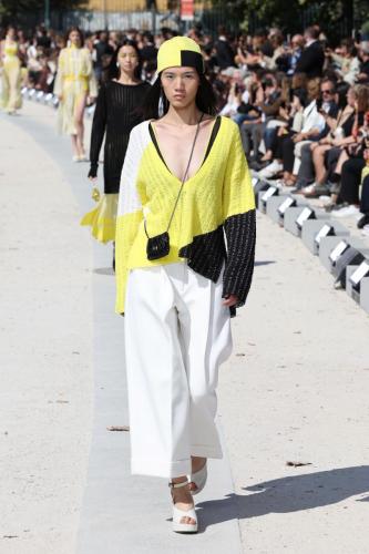 ANTEPRIMA 30th Anniversary Spring-Summer 2023 Collection - Runway