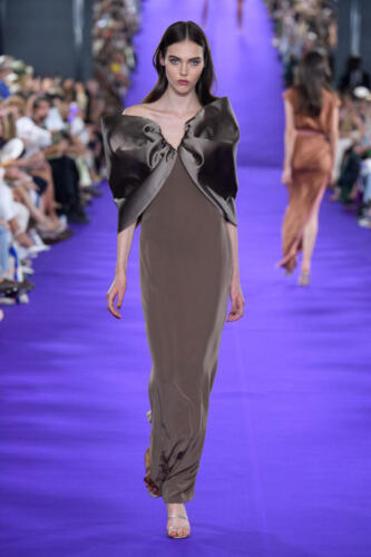 Alexis-Mabille-HCAW22-23-look-25_3268
