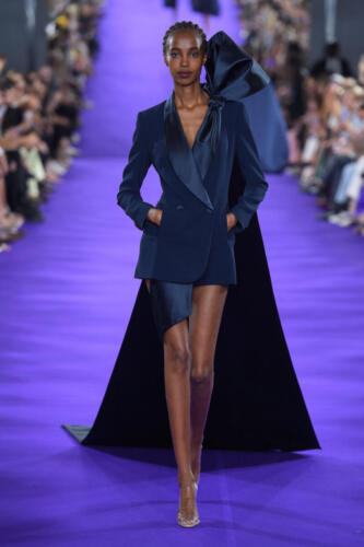 Alexis-Mabille-HCAW22-23-look-41_4027