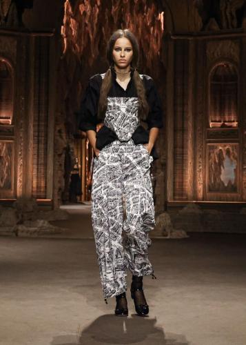DIOR_SS23_008