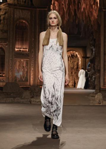 DIOR_SS23_028
