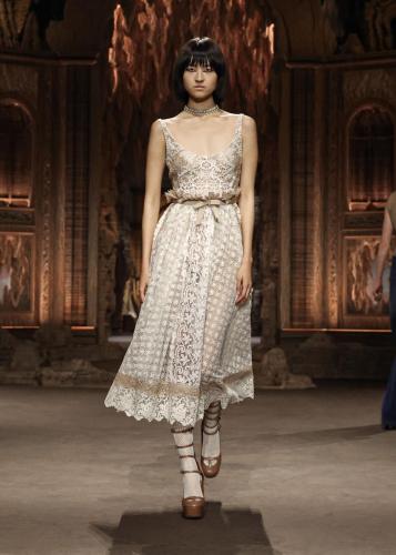 DIOR_SS23_052