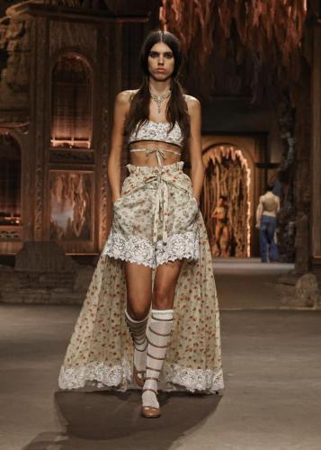 DIOR_SS23_054