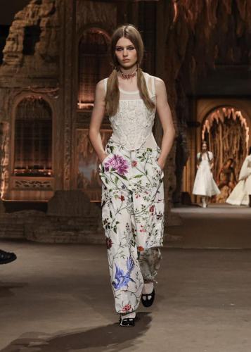 DIOR_SS23_059