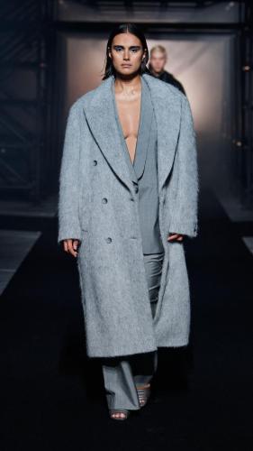 FW22_BOSS_SHOW_MILAN_RUNWAY_06_9x16