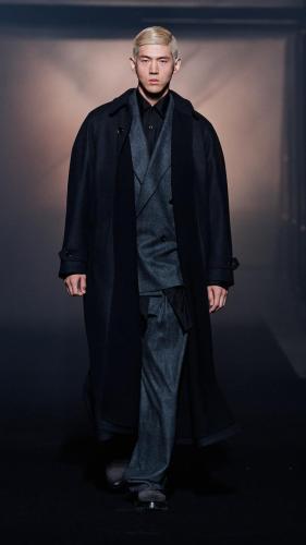 FW22_BOSS_SHOW_MILAN_RUNWAY_07_9x16