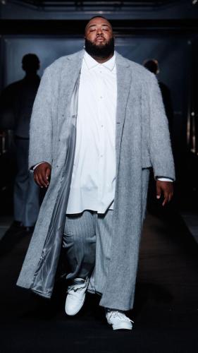 FW22_BOSS_SHOW_MILAN_RUNWAY_15_9x16