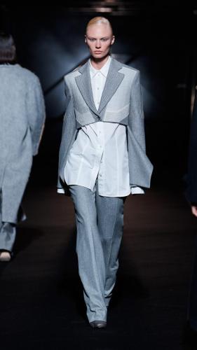 FW22_BOSS_SHOW_MILAN_RUNWAY_17_9x16