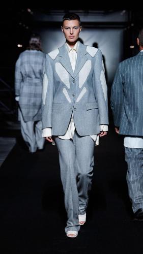 FW22_BOSS_SHOW_MILAN_RUNWAY_23_9x16