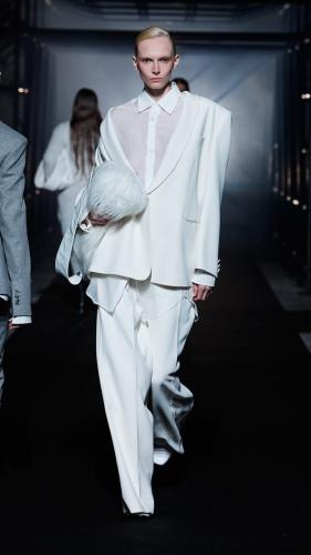 FW22_BOSS_SHOW_MILAN_RUNWAY_27_9x16