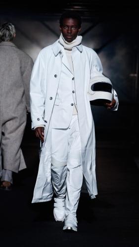 FW22_BOSS_SHOW_MILAN_RUNWAY_31_9x16