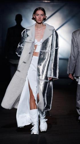 FW22_BOSS_SHOW_MILAN_RUNWAY_34_9x16